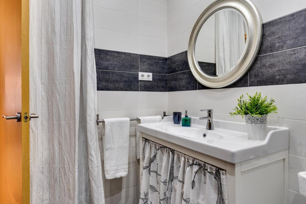 Charming & Convenient Apartment Near Plaza Espanya 바르셀로나 외부 사진
